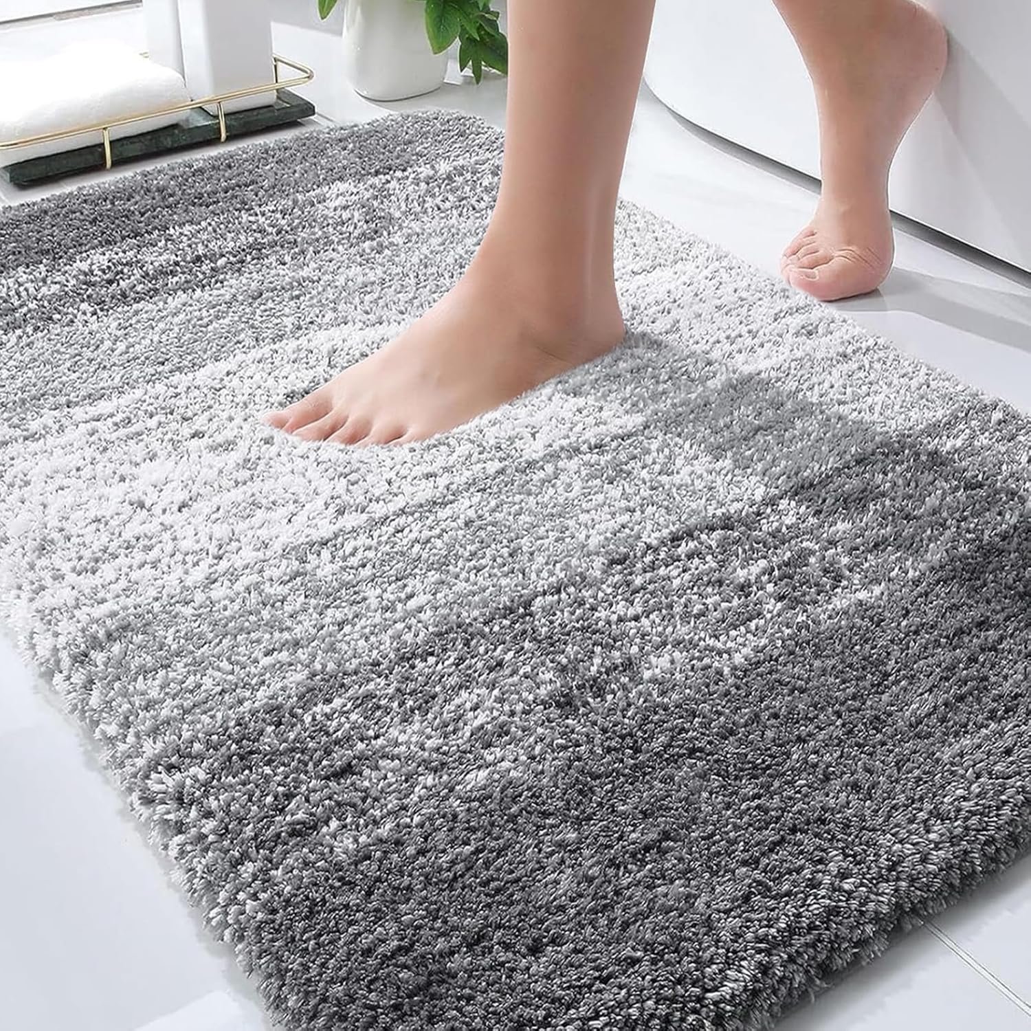 OLANLY Bathroom Rugs Mat 36×24, Extra Soft Absorbent Microfiber Bath Rugs, Rubber Backing, Quick Dry, Machine Washable Bath Mats for Bathroom Floor, Tub and Shower, Home Decor Accessories, Grey
